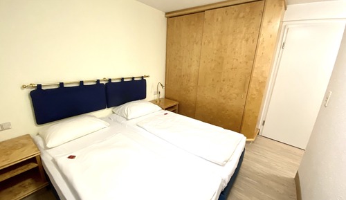 Apartment (02)