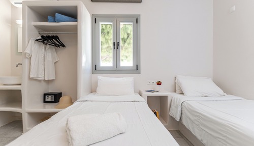 Premium Quadruple Room