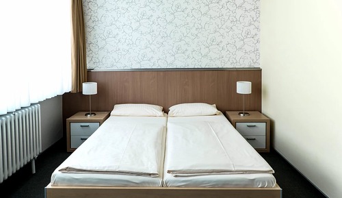 Basic Double Room