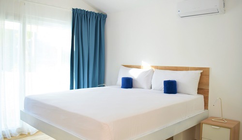 Standard Double Room, 1 King Bed, Pool View