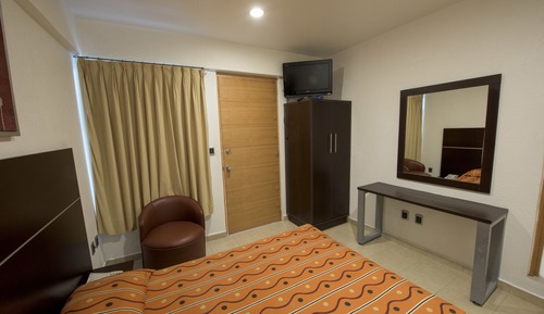 Standard Single Room, 1 Queen Bed