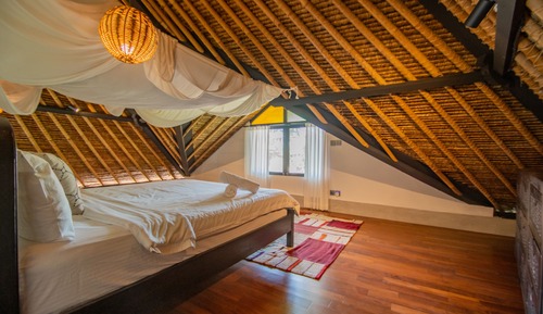 2 Bedrooms and 1 Bathroom Villa with Private Pool