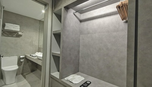 Premium Family Suite