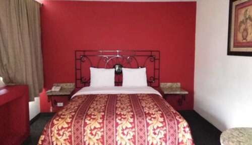 Classic Room, 1 Queen Bed
