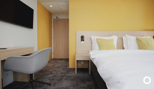 Deluxe Corner Room