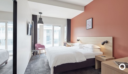 Deluxe Double or Twin Room, Private Bathroom