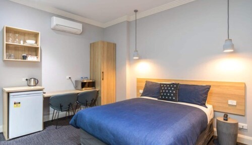 Twin Queen Room 