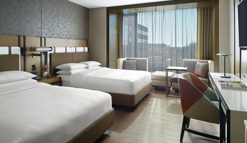 Room, 2 Queen Beds (Mobility Accessible, Roll-In Shower)