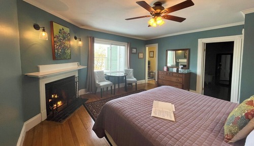 Deluxe Suite, 1 King Bed, Ocean View