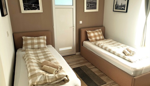 Basic Twin Room