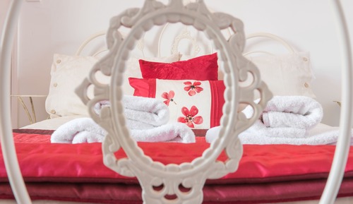 Double Room, Ensuite, Ground Floor (The Poppies)