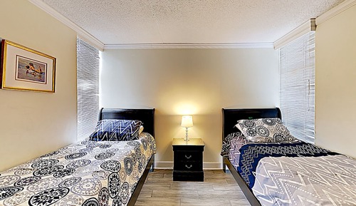 3 Bedroom Oceanfront Condo