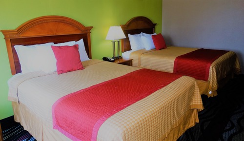 Room, 2 Queen Beds, Smoking