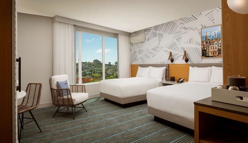 Deluxe Room, 2 Queen Beds, Accessible (Roll-In Shower)