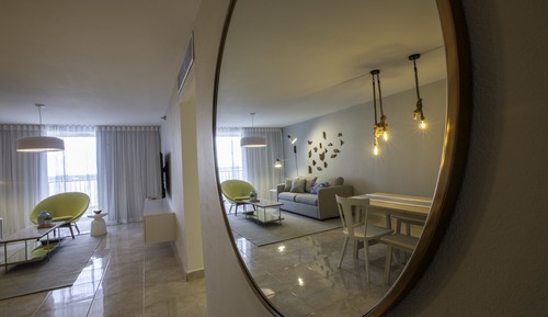 Presidential Condo, 2 Bedrooms, Partial Ocean View, Beachfront