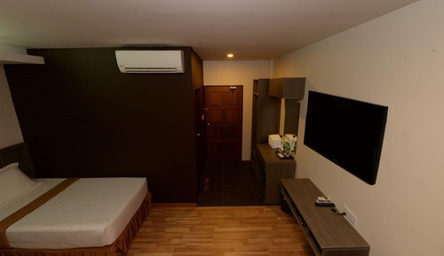 Deluxe Double or Twin Room