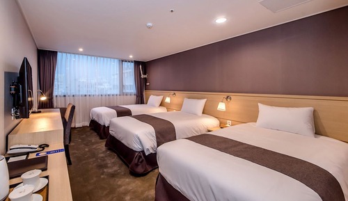 Deluxe Triple Room