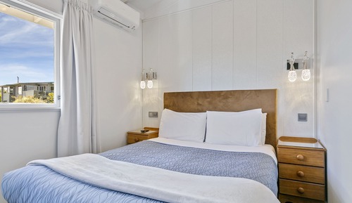 Deluxe Suite, 2 Bedrooms, Lake View
