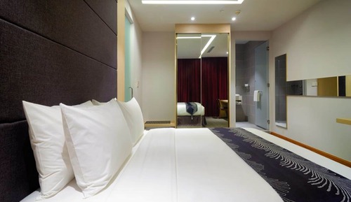 Suite