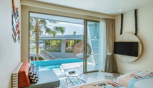 Superior Room (SIS Jacuzzi Pool)