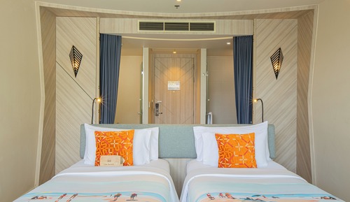 Superior Room, Sea View (Partial Sea View (SIS over the Sea))