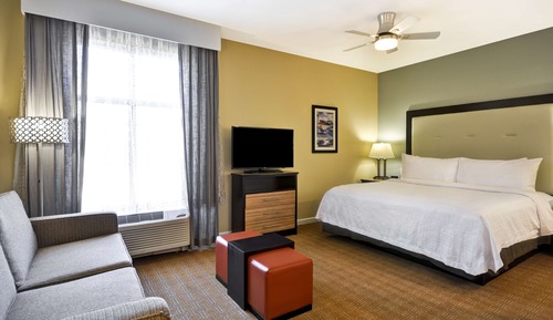 Studio Suite, 1 King Bed, Non Smoking
