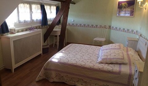 Double Room (Lavande)