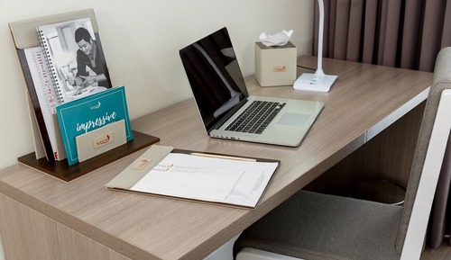 Premier Twin Room, City View