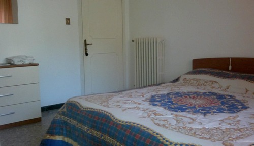 Triple Room, Shared Bathroom