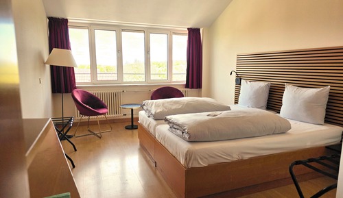 Basic Double Room, 1 Queen Bed