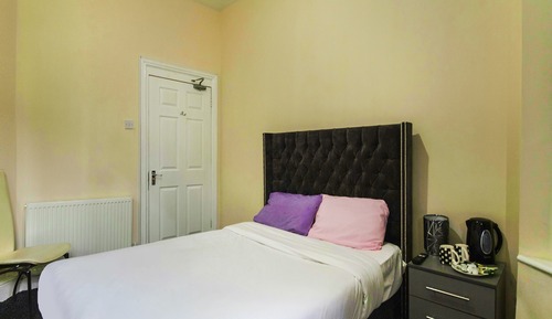 Standard Single Room, Shared Bathroom
