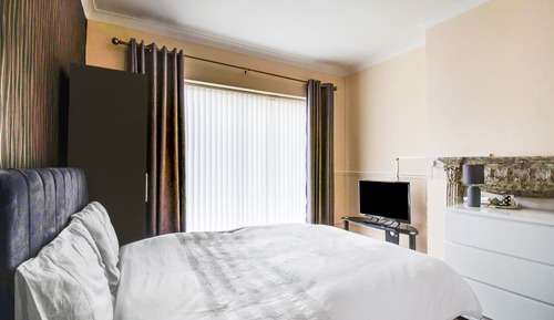 Standard Quadruple Room, Shared Bathroom
