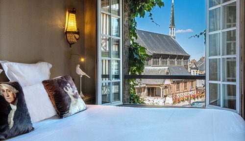 Suite, Non Smoking, View (Saint Catherine Church View)