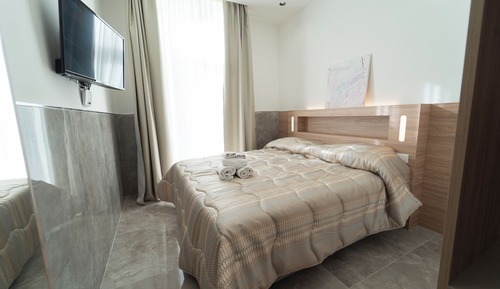 Superior Double Room, Annex Building (Vico Giardinetto)