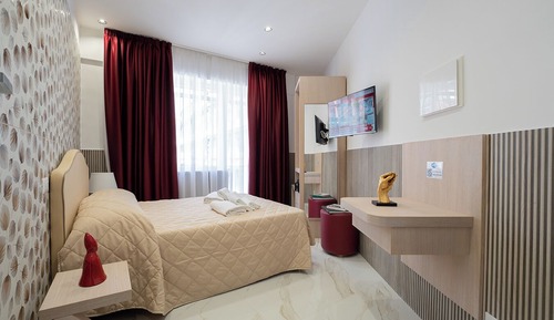 Standard Double Room, Annex Building (via De Gasperi 45)