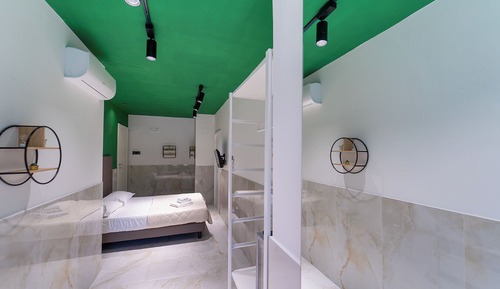 Deluxe Triple Room, City View, Annex Building (via De Gasperi 55)