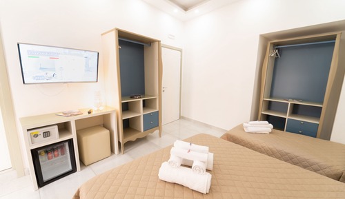 Family Quadruple Room, Annex Building (Corso Umberto 311)