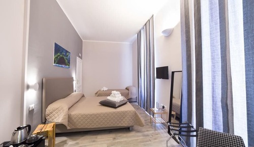 Standard Quadruple Room, Annex Building (Pzza Bovio)