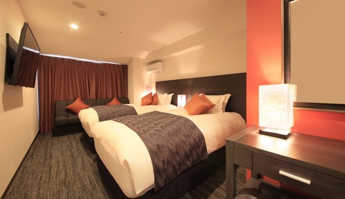 Superior Twin Room, Smoking - Extra Sofa Bed is from 3rd adult