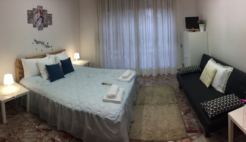 Single Room, Shared Bathroom