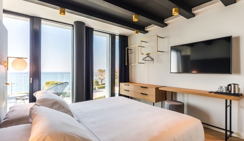 Superior Room, Balcony, Lake View