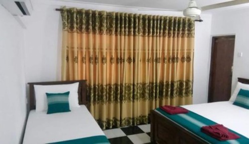 Basic Triple Room, Garden View