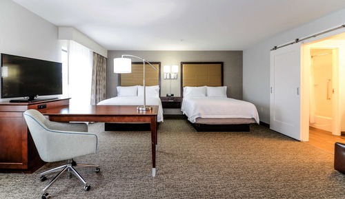 Studio, 2 Queen Beds, Accessible (Hearing)