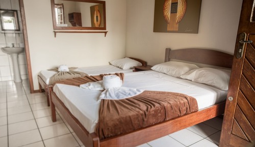 Comfort Room, Multiple Beds