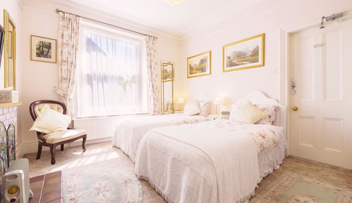 Comfort Twin Room