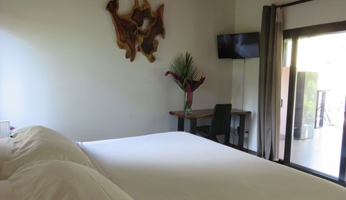 Romantic Room, Kitchenette, Garden View