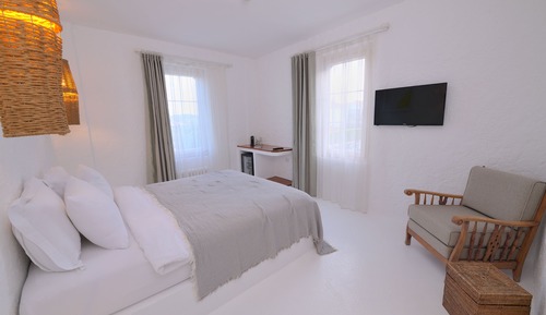 Room (Queen)