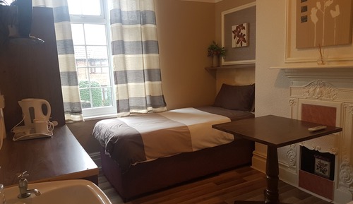 Twin Room, Shared Bathroom