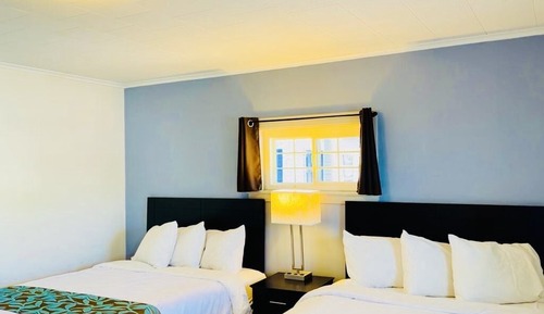 Economy Room, 2 Queen Beds