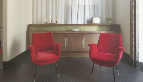 Design Room, City View (balcony)